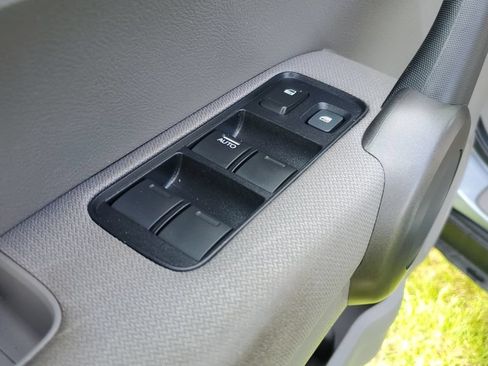 Used 2011 Honda CR-V SE image 6