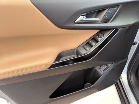 Certified 2025 Chevrolet Equinox ACTIV w/ Safety and Technology Package FWD image 13