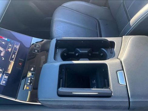 Certified 2025 INFINITI QX80 Sensory image 15