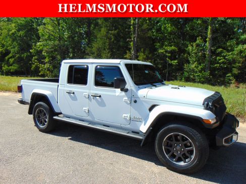 Used 2023 Jeep Gladiator Overland AWD/4WD image 9