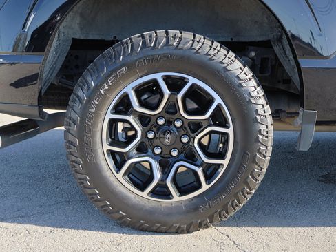 Used 2022 Ford F150 XLT w/ Equipment Group 302A High image 8