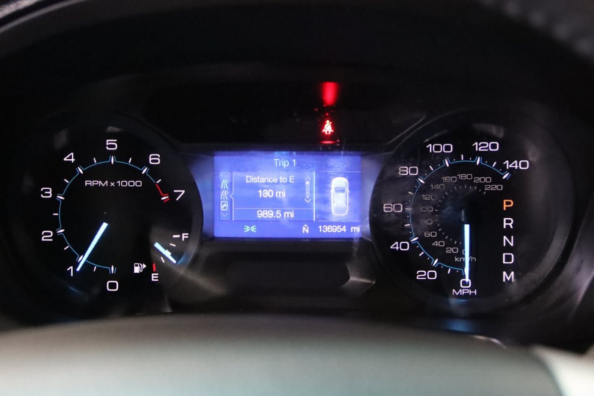 Used 2014 Ford Explorer XLT FWD image 34