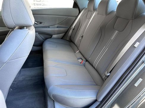 Used 2024 Hyundai Elantra SEL image 19