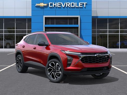 New 2026 Chevrolet Trax RS w/ Sunroof Package FWD image 7