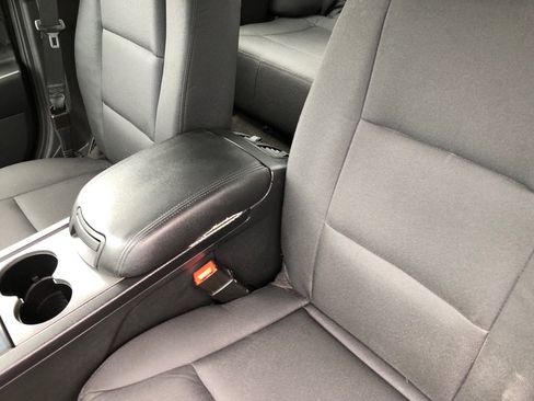 Used 2018 Ford Taurus Police Interceptor FWD image 19
