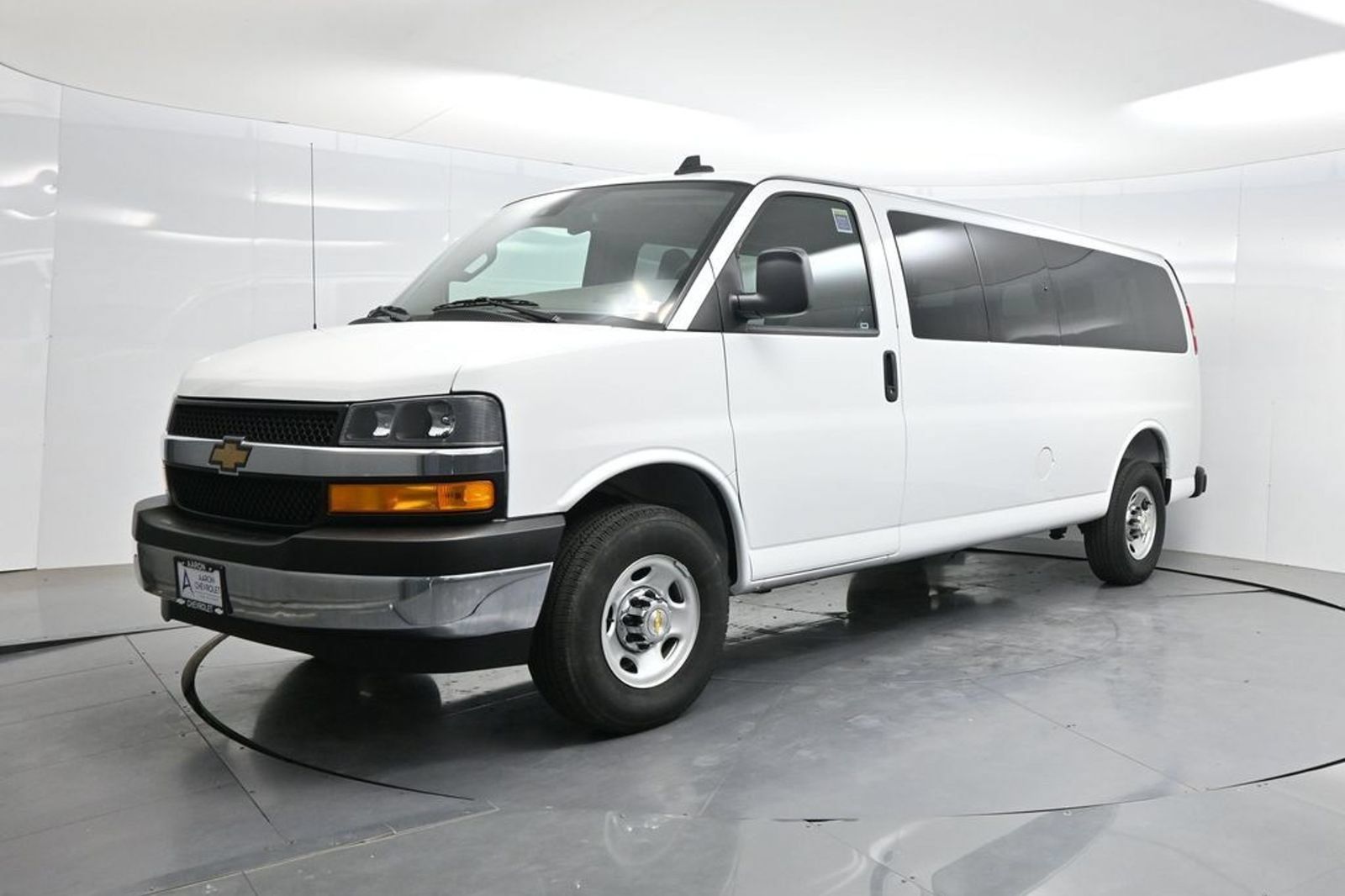 Used 2025 Chevrolet Express 3500 LT w/ LT Preferred Equipment Group RWD image 62