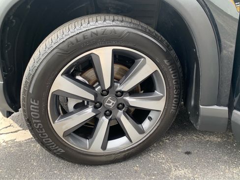 Used 2024 Honda Pilot Elite image 8