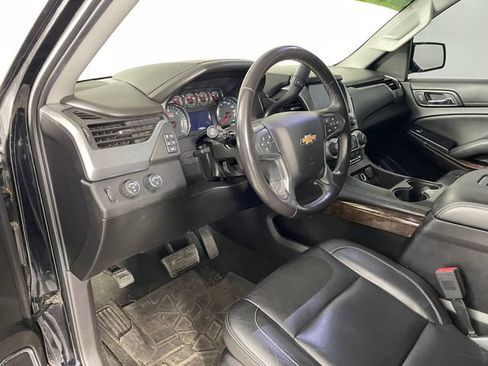 Used 2018 Chevrolet Tahoe LT w/ Z71 Midnight Edition AWD/4WD image 3