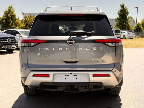 Used 2022 Nissan Pathfinder Platinum w/ Lighting Package (N93) AWD/4WD image 10