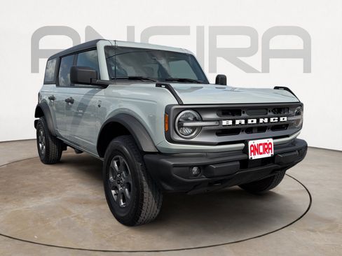 Used 2024 Ford Bronco Big Bend AWD/4WD image 2