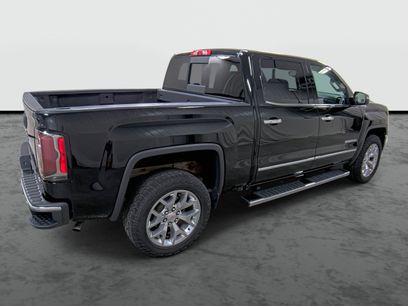 Used 2018 GMC Sierra 1500 SLT w/ SLT Premium Package