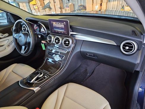Used 2018 Mercedes-Benz C 300 Sedan image 23