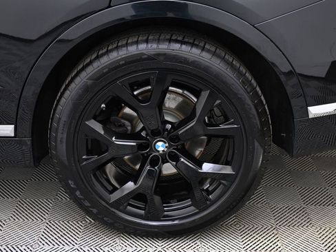 Used 2021 BMW X7 xDrive40i w/ Premium Package image 20