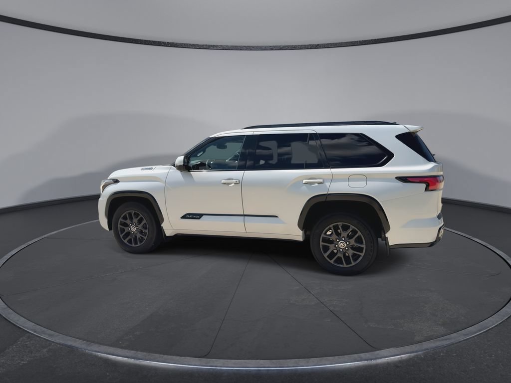 Used 2023 Toyota Sequoia Platinum AWD/4WD image 6