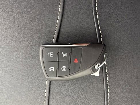 New 2026 GMC Acadia Elevation image 37