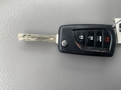 Used 2023 Toyota Camry LE image 37