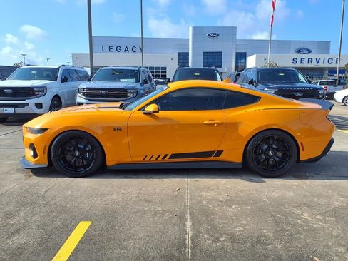 New 2026 Ford Mustang GT Premium w/ GT Performance Package RWD image 3