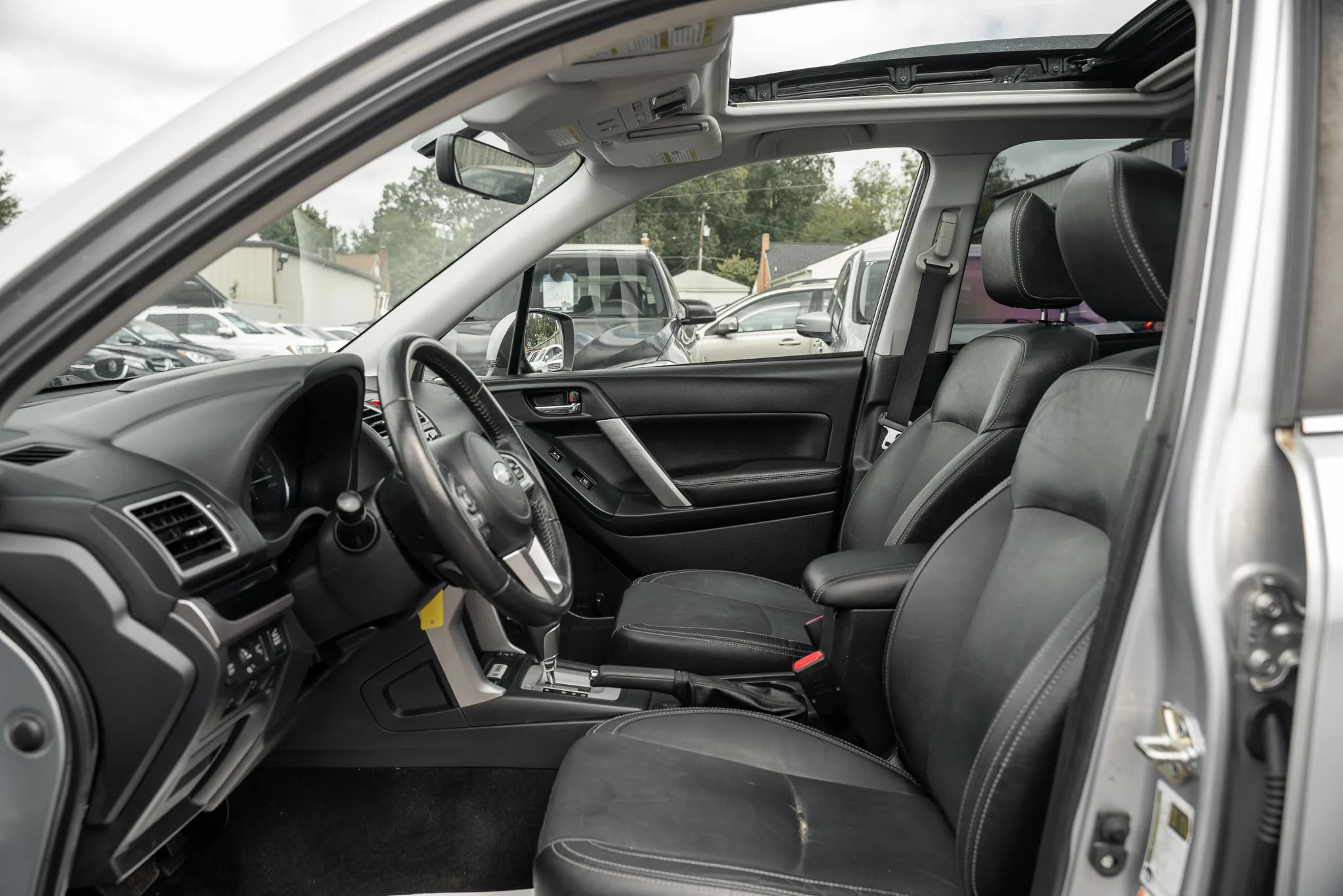 Used 2018 Subaru Forester 2.5i Limited AWD/4WD image 7