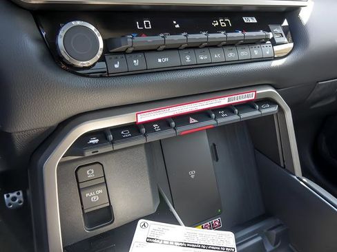 New 2025 Toyota Tundra Limited image 24