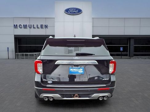 Used 2023 Ford Explorer Platinum w/ Technology Package AWD/4WD image 4