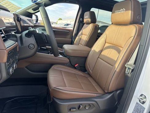 New 2026 Chevrolet Tahoe High Country image 17