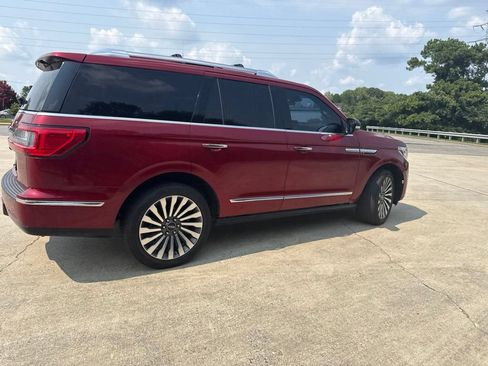 Used 2018 Lincoln Navigator Reserve AWD/4WD image 13
