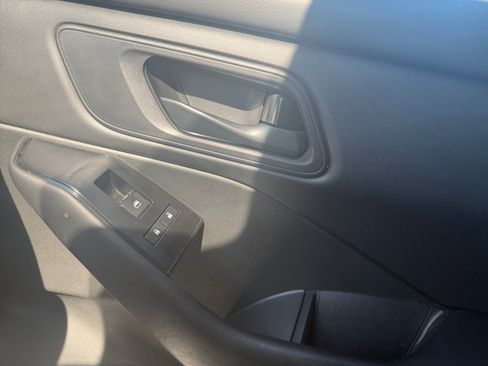 Certified 2025 Nissan Rogue S AWD/4WD image 35
