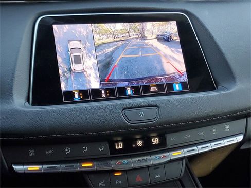 Certified 2022 Cadillac XT4 Premium Luxury w/ Enhanced Visibility Package image 27