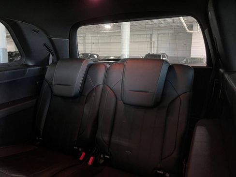 Used 2019 Mercedes-Benz GLS 450 4MATIC image 39