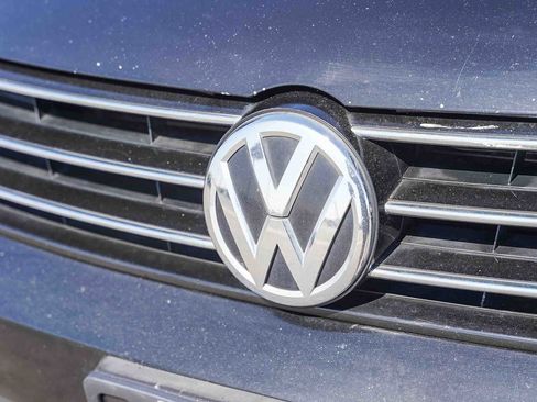 Used 2017 Volkswagen Jetta S image 11