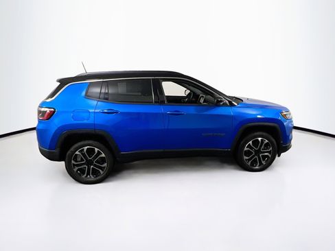 Used 2024 Jeep Compass Limited image 4