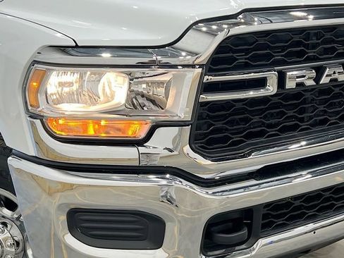 New 2024 RAM 2500 Tradesman w/ Chrome Appearance Group AWD/4WD image 37