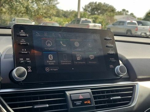Used 2018 Honda Accord EX-L image 24