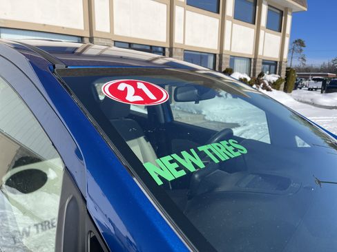 Certified 2021 Ford EcoSport S image 26