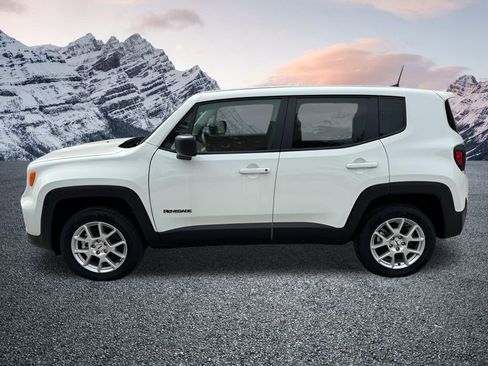New 2023 Jeep Renegade Latitude image 35