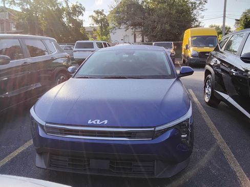 Used 2025 Kia K4 FWD image 7