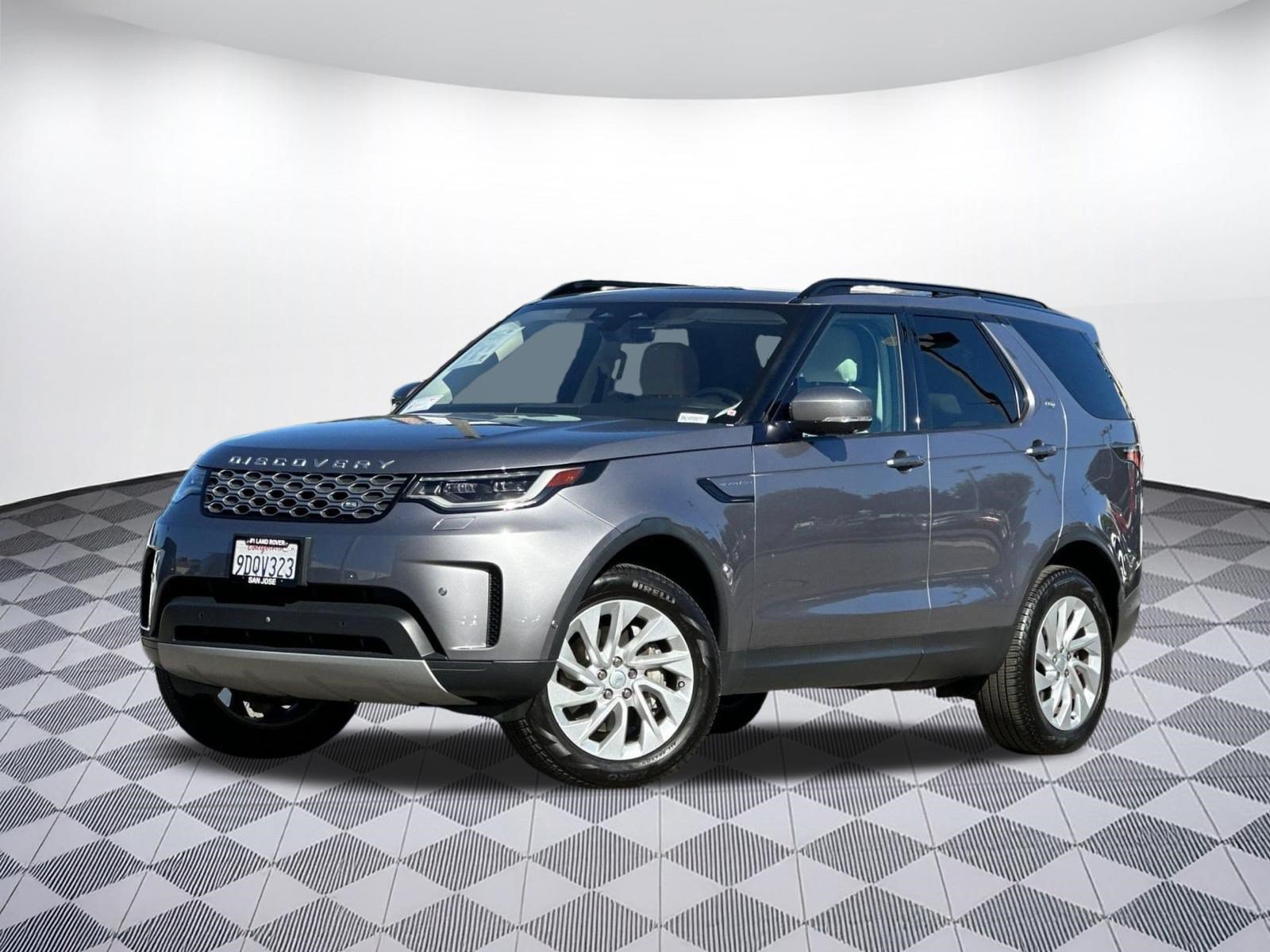 Used 2022 Land Rover Discovery S AWD/4WD image 1