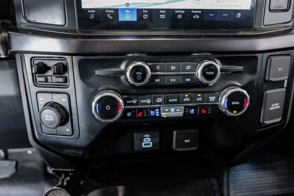 Used 2023 Ford F350 Lariat w/ FX4 Off-Road Package AWD/4WD image 26