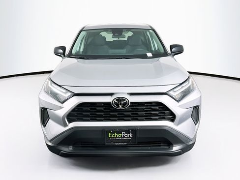 Used 2024 Toyota RAV4 LE image 2