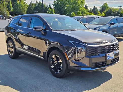 New 2026 Kia Sportage LX w/ LX Convenience Package AWD/4WD image 3
