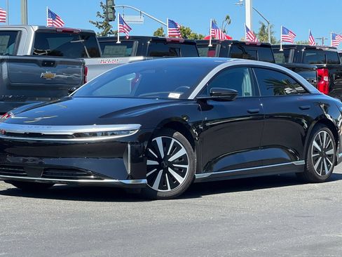 Used 2025 Lucid Air Touring AWD/4WD image 9