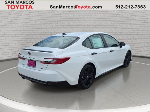 New 2026 Toyota Camry Hybrid w/ Multimedia Upgrade Package FWD image 5