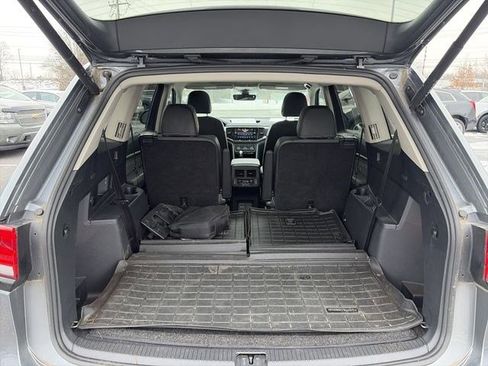 Used 2023 Volkswagen Atlas SEL R-Line image 18