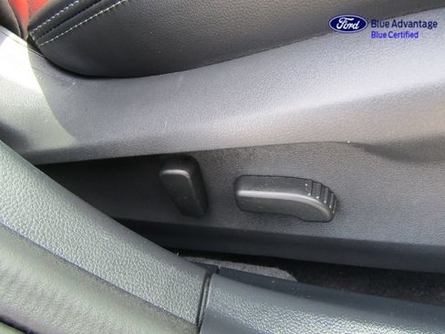 Used 2025 Subaru Outback Limited AWD/4WD image 37