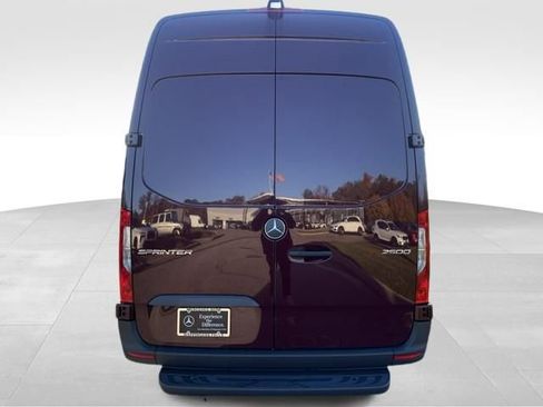 Used 2026 Mercedes-Benz Sprinter 2500 image 4