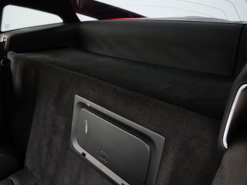 Used 2024 McLaren Artura RWD image 25