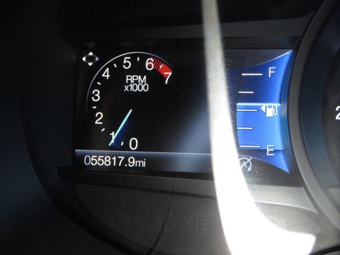 Used 2019 Ford Edge SEL w/ Equipment Group 201A AWD/4WD image 21