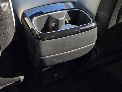 Certified 2025 Kia Telluride S image 16