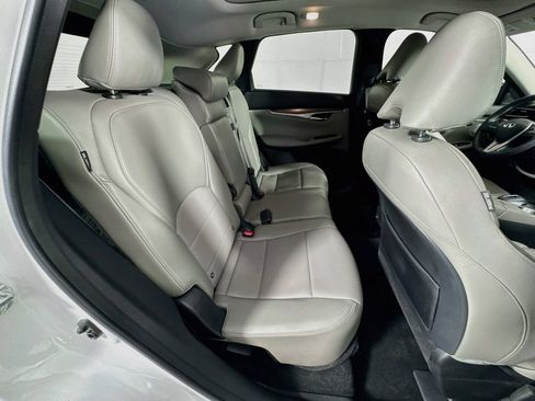 Certified 2023 INFINITI QX50 Luxe FWD image 38