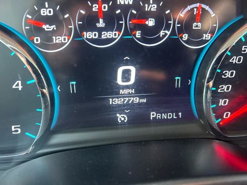Used 2019 GMC Sierra 2500 Denali w/ Duramax Plus Package AWD/4WD image 14